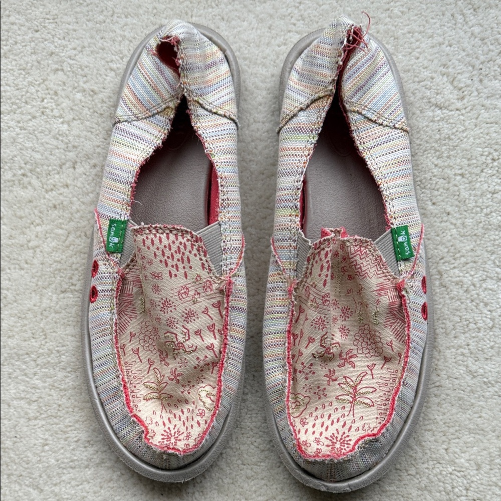 Sanuk Women’s Shoes Size 8 Orange & Beige Pattern